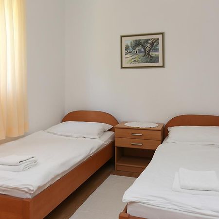 Apartments Laguna 2 Бол Екстер'єр фото