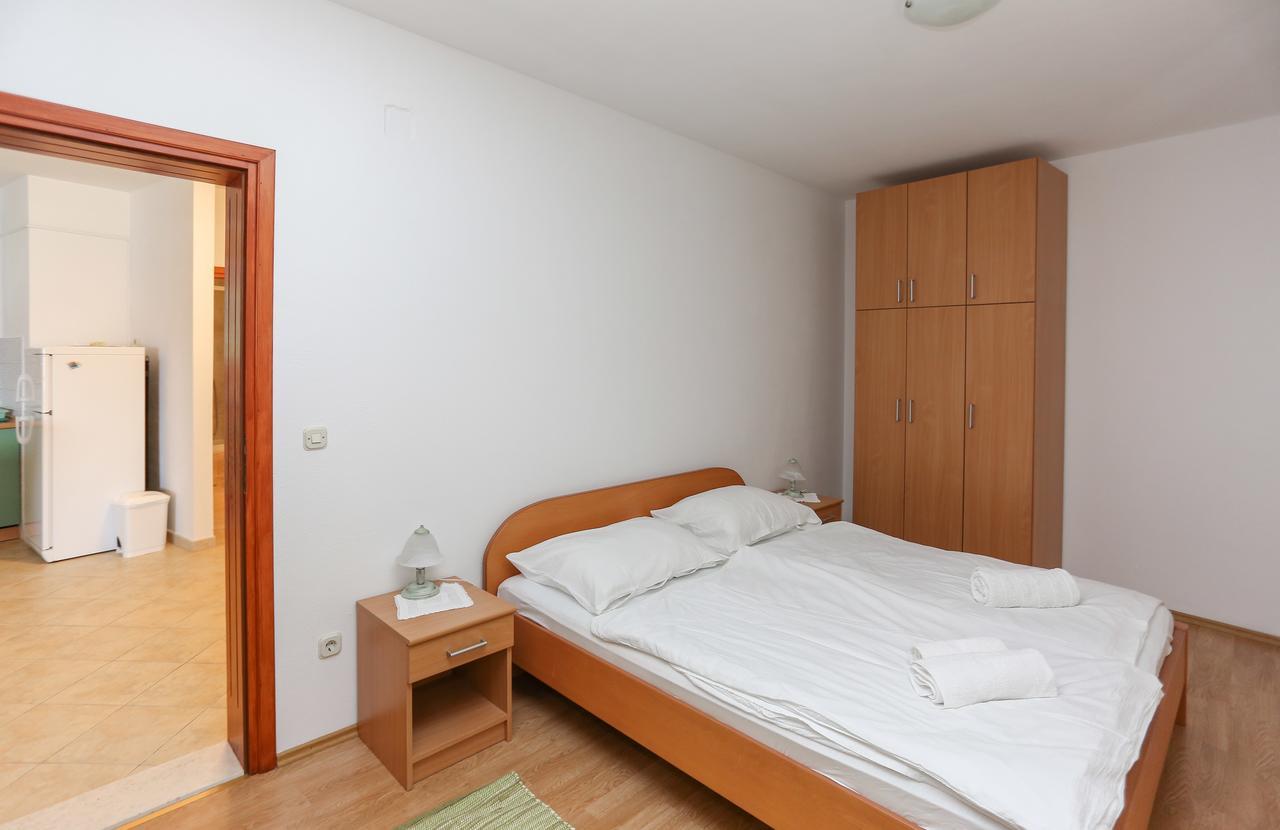 Apartments Laguna 2 Бол Екстер'єр фото